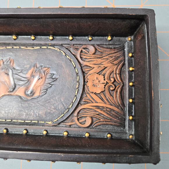Faux Tooled Leather Western Horse Studded Trinket Tray Silver Conchas - Picture 4 of 14